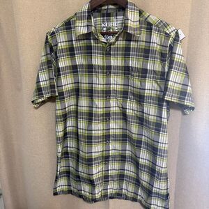Kuhl Button Shirt Men’s Medium Short Sleeve Plaid Green Polyester.
